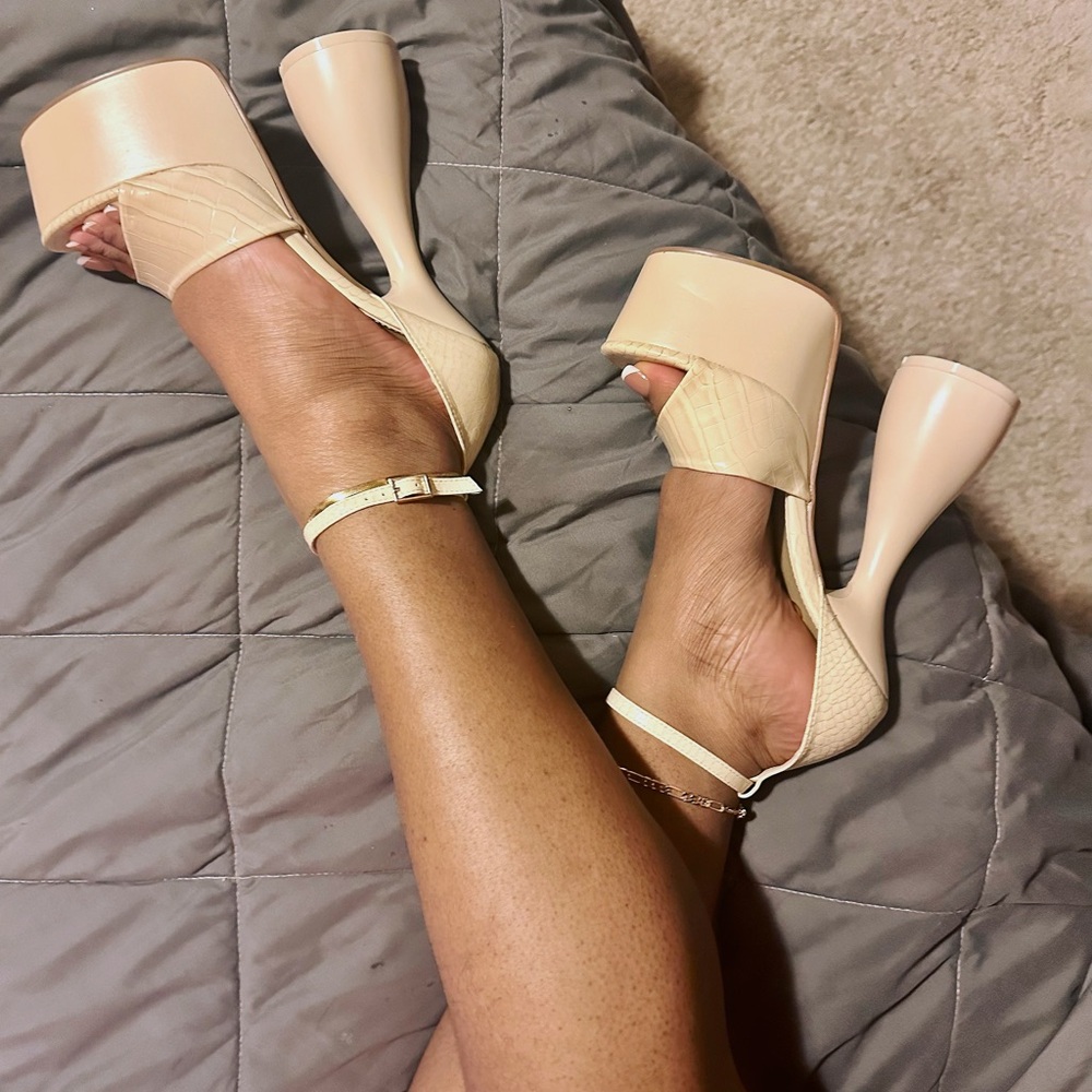 EGO Official, size 7, color Beige